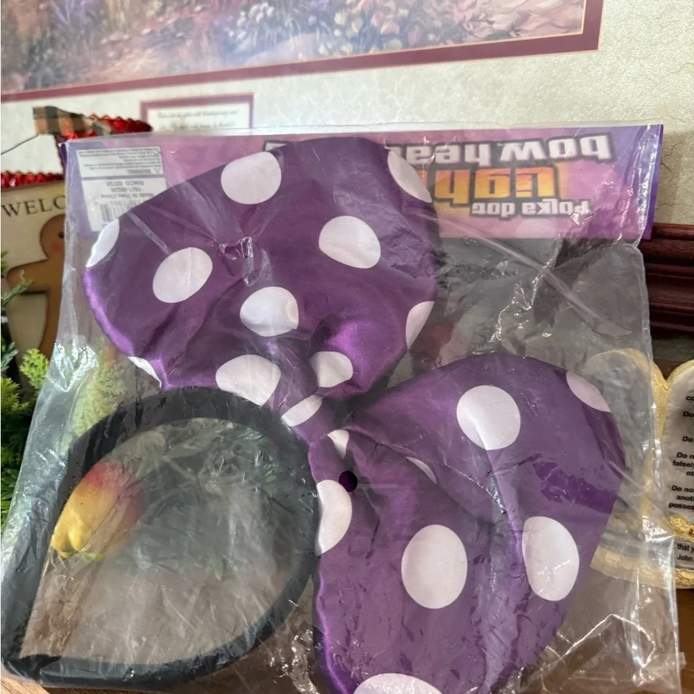Purple Polka Dot Minnie Mouse Light Up Flashing Bow Headband NWT